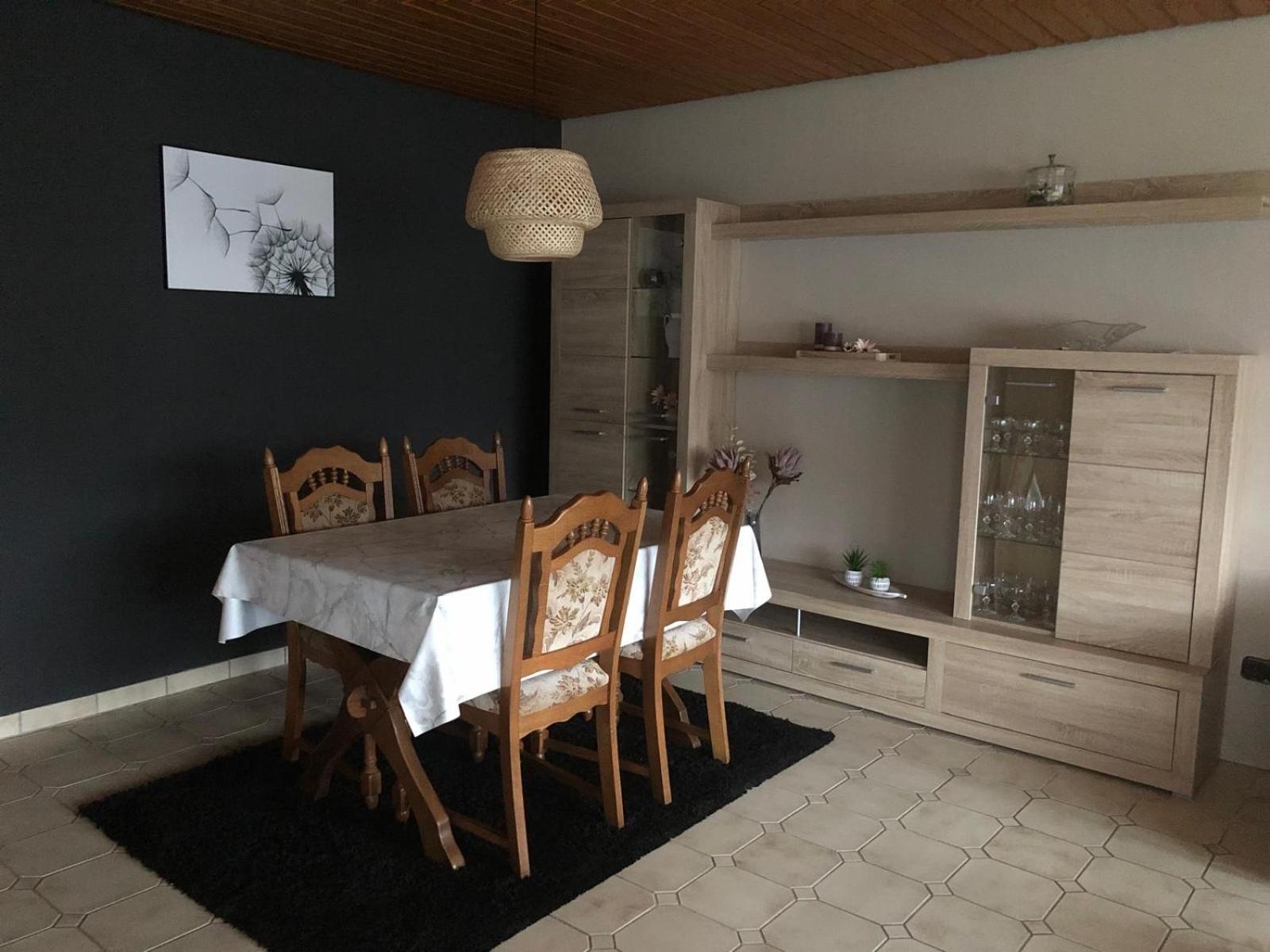 Ferienwohnungjahrsfeld Strassenhaus المظهر الخارجي الصورة